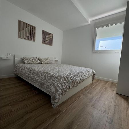 Apartamento 4 Min De La Playa! กัสเตญองเดลาปลานา ภายนอก รูปภาพ