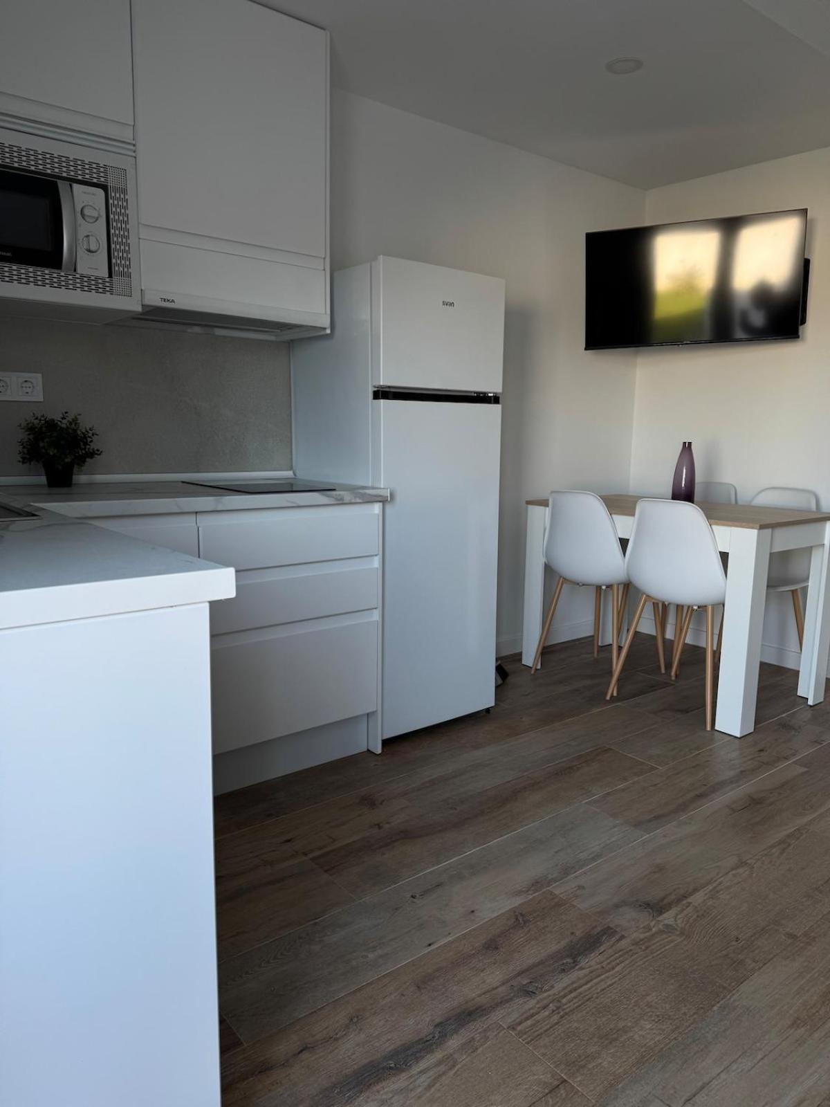 Apartamento 4 Min De La Playa! กัสเตญองเดลาปลานา ภายนอก รูปภาพ