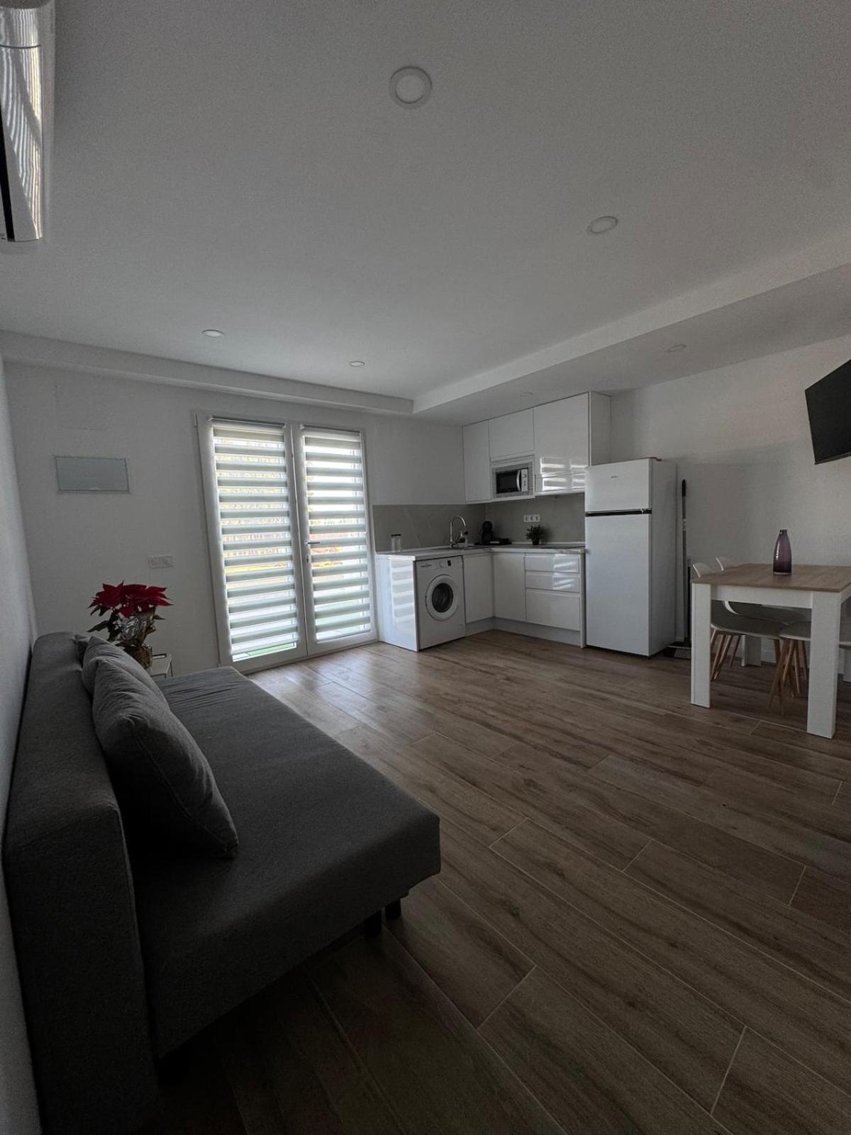Apartamento 4 Min De La Playa! กัสเตญองเดลาปลานา ภายนอก รูปภาพ
