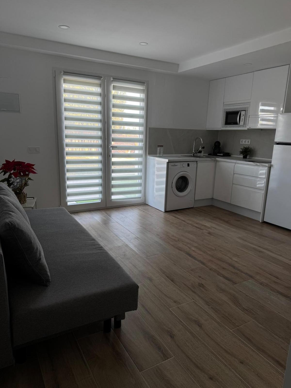 Apartamento 4 Min De La Playa! กัสเตญองเดลาปลานา ภายนอก รูปภาพ