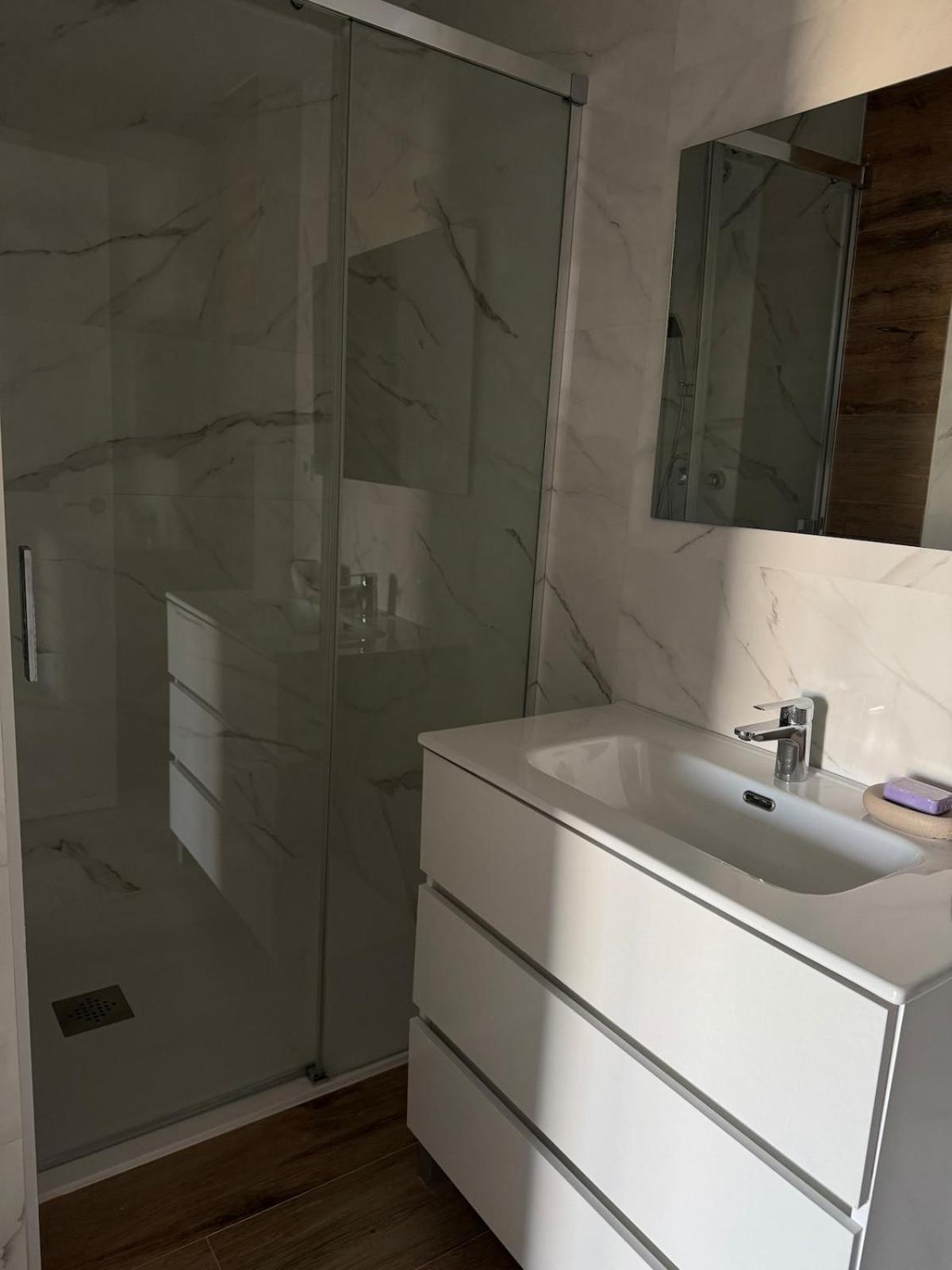 Apartamento 4 Min De La Playa! กัสเตญองเดลาปลานา ภายนอก รูปภาพ